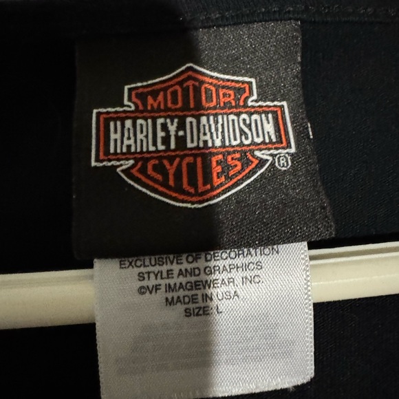 Harley-Davidson Black Tee with pink Logo - Picture 2 of 4